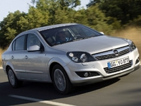 Фотографии автомобильных ковриков для Opel Astra